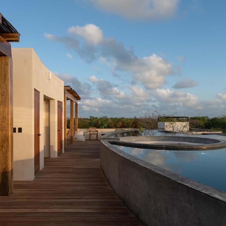 Chic 3BR Villa - 2 Pools with Rooftop Pool Modern Boho Design - Apartamento - 69