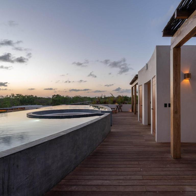 Chic 3BR Villa - 2 Pools with Rooftop Pool Modern Boho Design - Apartamento - 73