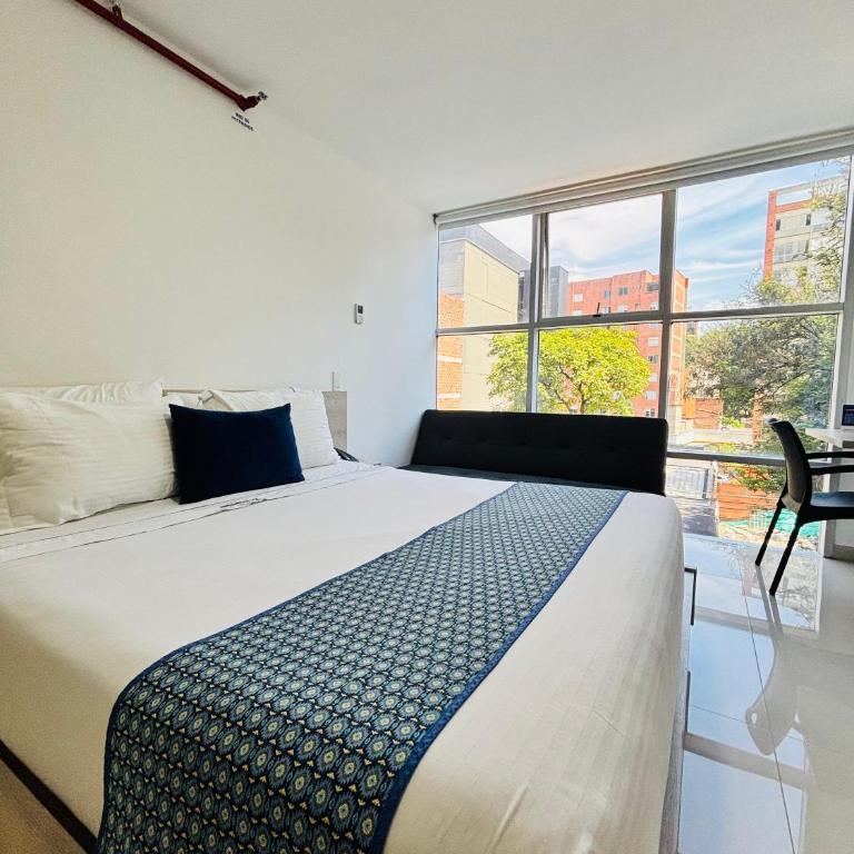 Hotel Laureles Plaza - Habitación Doble Deluxe - 4