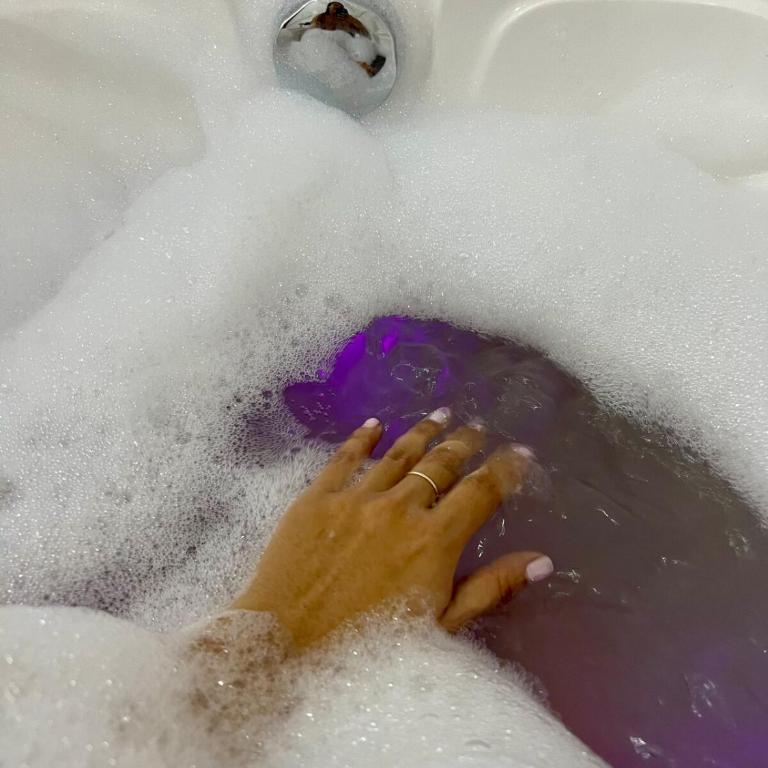 Departamento con jacuzzi e hidromasajes, cerca del aeropuerto - Apartamento de 2 dormitorios - 19