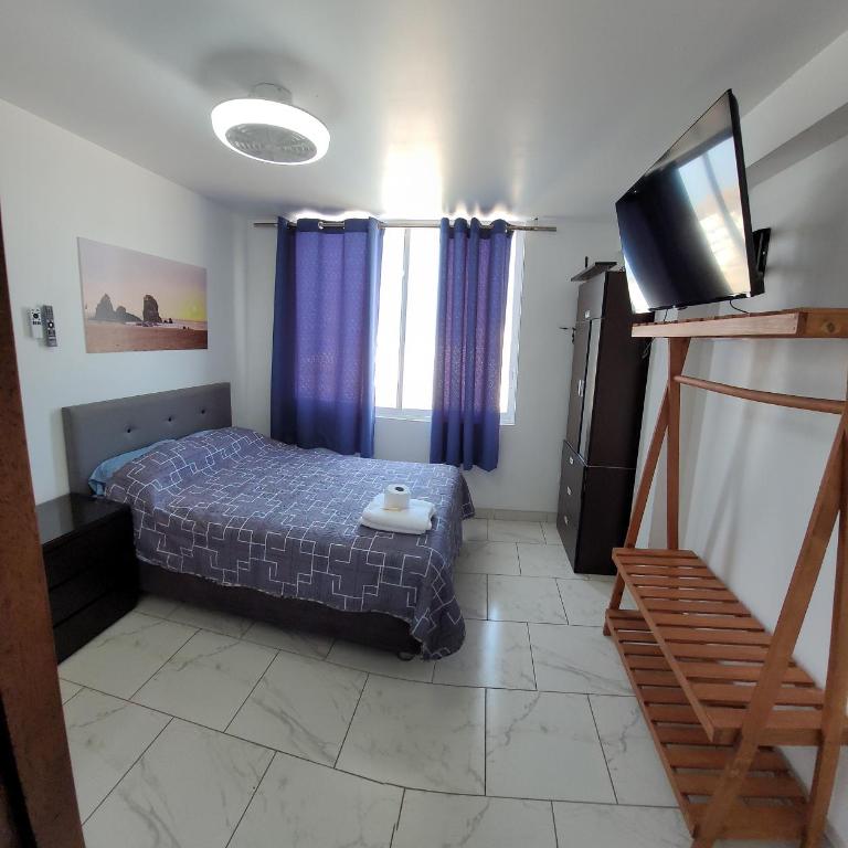 Bravos Hospedaje Punta Negra - Habitación Familiar con baño - 1