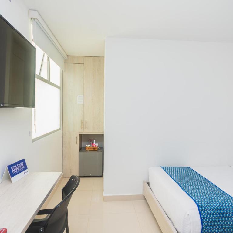 Hotel Laureles Plaza - Habitación Doble Económica - 2 camas - 3