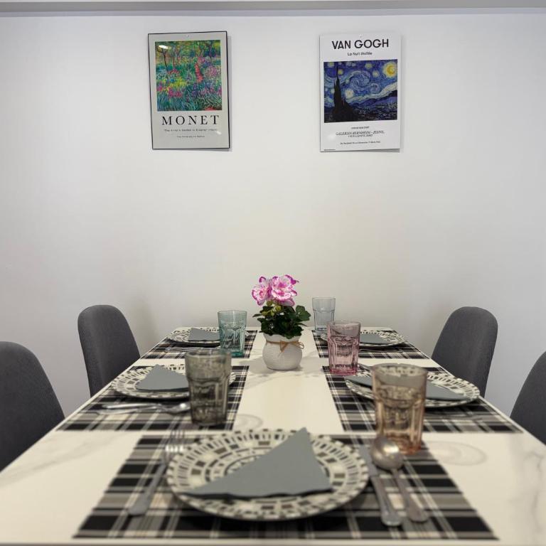 DOMuum Holidays - VAN GOGH - Apartamento de 2 dormitorios - 20