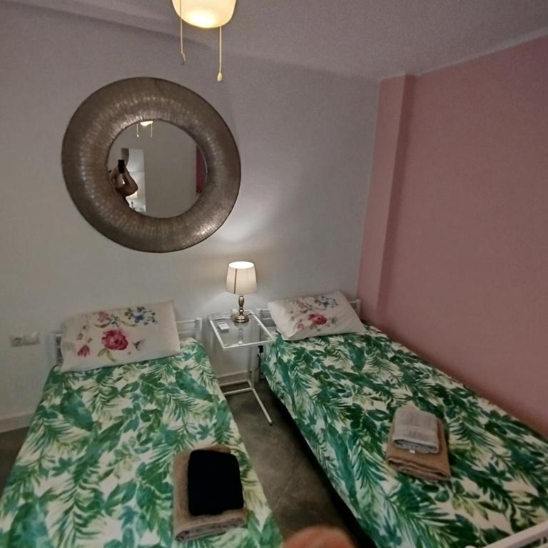 Apartamentos Málaga Centro Hernán Ruiz de 4 a 8 Personas - Apartamento de 1 dormitorio - 50