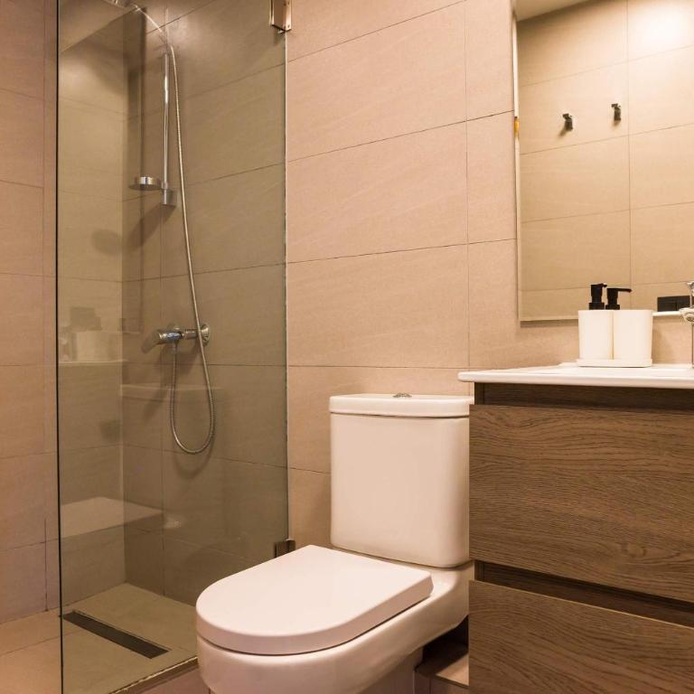 Spacious 2B apartment steps from Escuela Militar - Apartment - 29