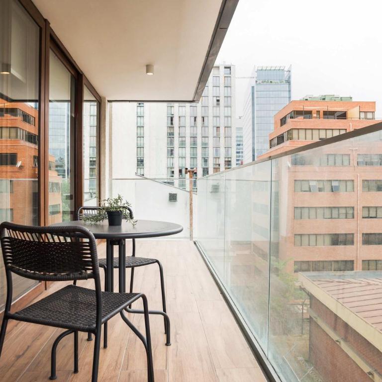 Spacious 2B apartment steps from Escuela Militar - Apartment - 37
