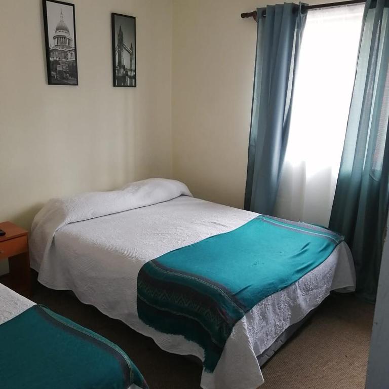 Vicmar 2 - Twin Room with Shared Bathroom - 1