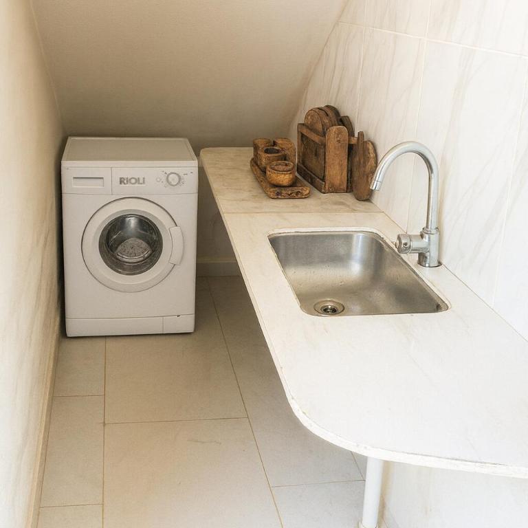 Mansión Exclusiva, Amplias Comodidades - Casa de 4 dormitorios - 24