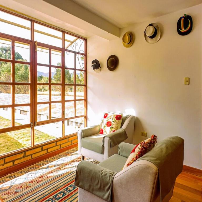 Fundo Venegas & Montoya - Four-Bedroom Standard Apartment - 1