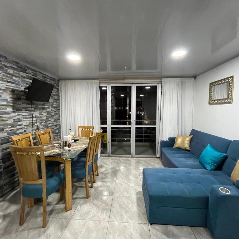 Apartamento Vacacional Familiar en Girardot, piscinas, Jacuzis, parqueadero privado - Apartamento de 2 dormitorios - 3