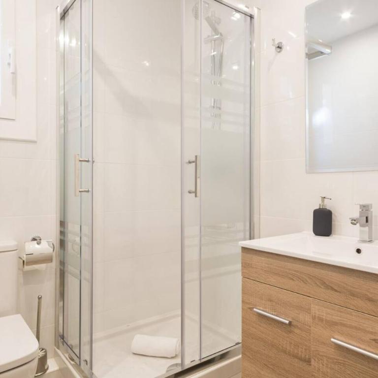 Stay U-nique Apartments Llobregat - Apartamento - 11