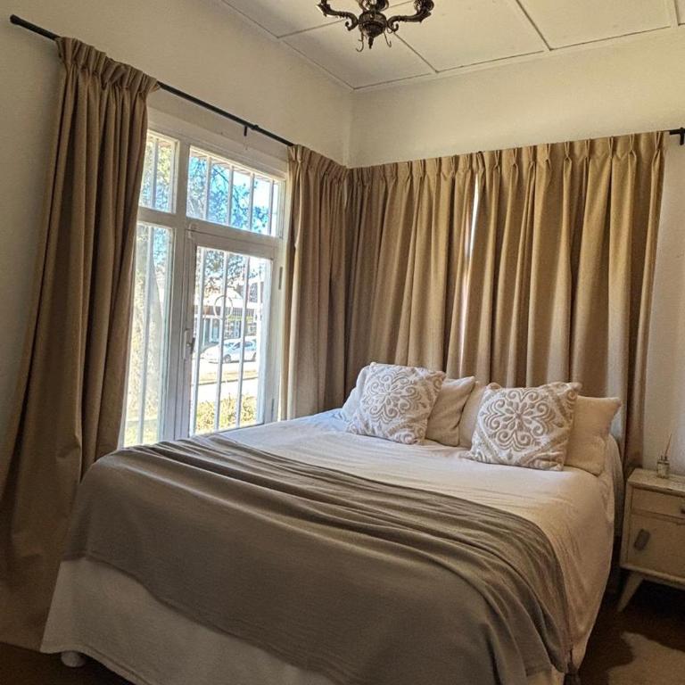 Cabaña para 4 personas, zona centro, vista al Rio Aluminé - Casa de 2 dormitorios - 16