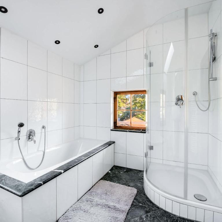 Stube & Stories - Heritage Riverside Home - Ferienhaus - 13