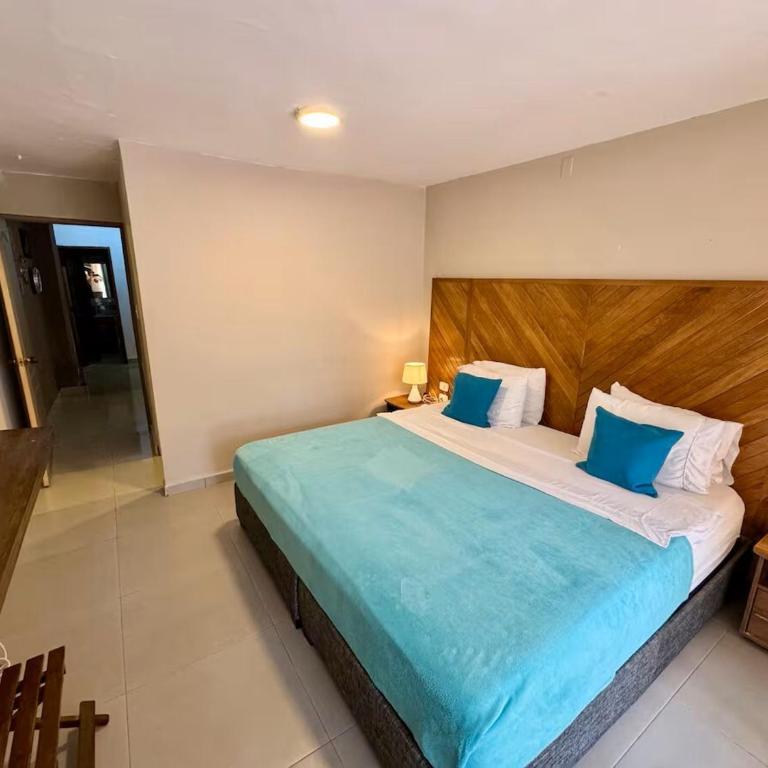 Cartagena Vibes House - Three-Bedroom House - 11