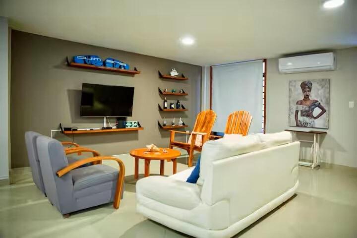 Cartagena Vibes House - Three-Bedroom House - 36