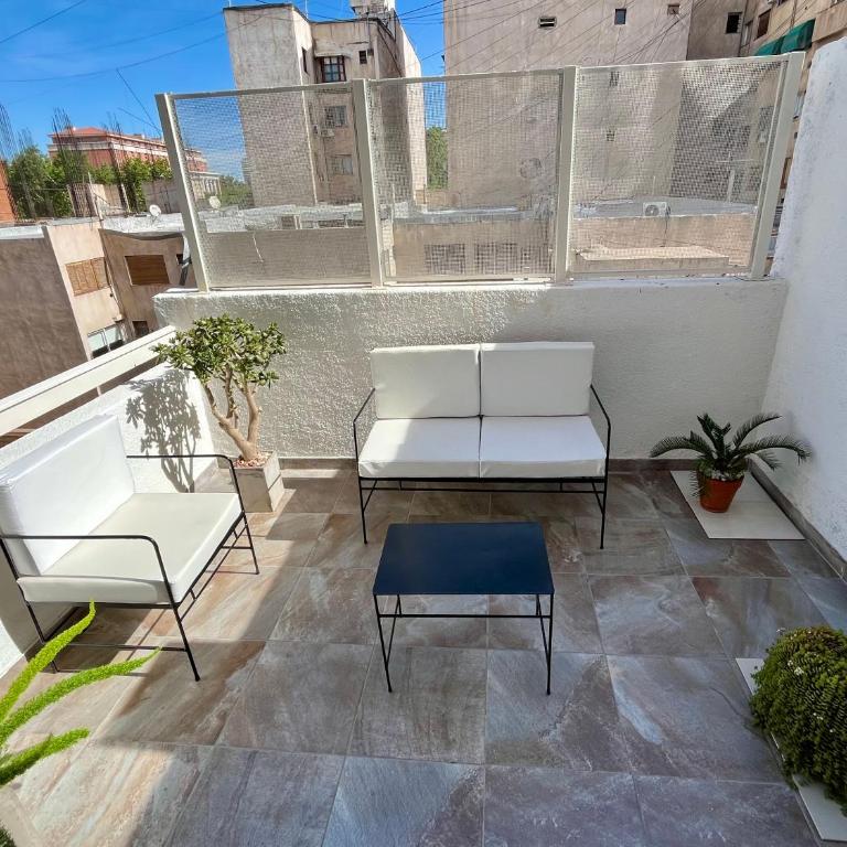 Depto céntrico en Mendoza, 3 ambientes con terraza balcón wifi alta velocidad lavandería cercano Aristides y Parque General San Martin - Apartamento de 2 dormitorios con terraza - 8