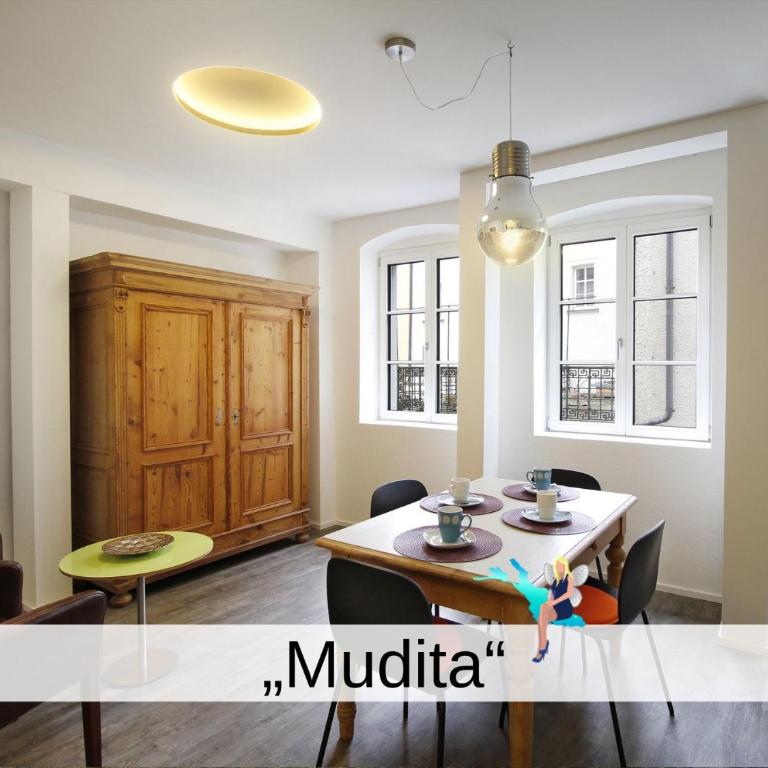Ferienwohnung Mudita - hochwertig sanierter Altbau mit Wohnküche auf der Insel - Appartamento con 2 Camere da Letto - 1