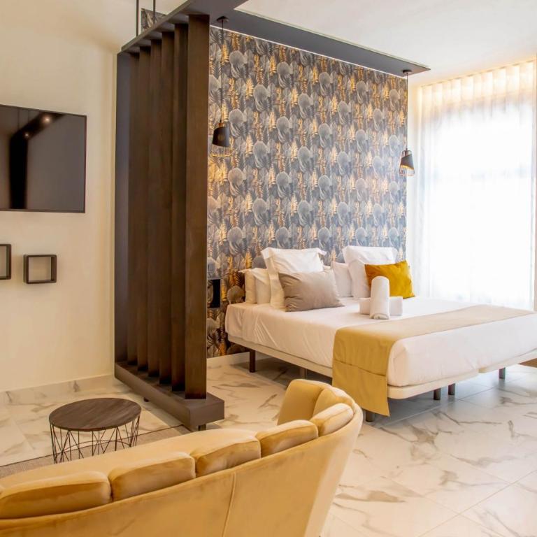Reina Victoria La Plaza - Double Room with Jacuzzi - 6