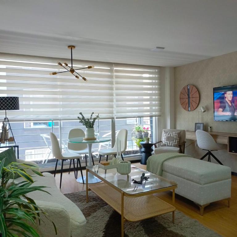 Apartment - 2Bedrooms - QueenBed - Balcony - Parking - 7thFLOOR - Apartment with Balcony - 21