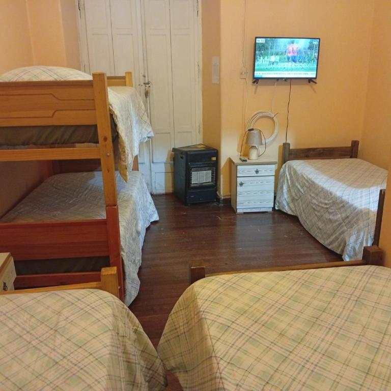 Hostería Residencial Santa Rosa - Habitación Cuádruple con baño privado - 25