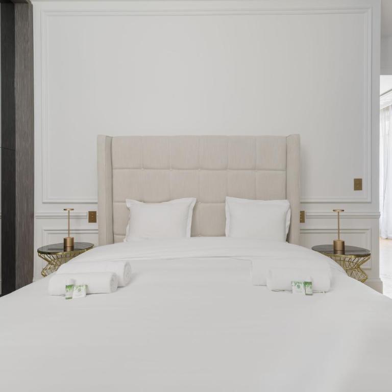 My Paris Apartments - Marbeuf - Two-Bedroom Apartment - 21