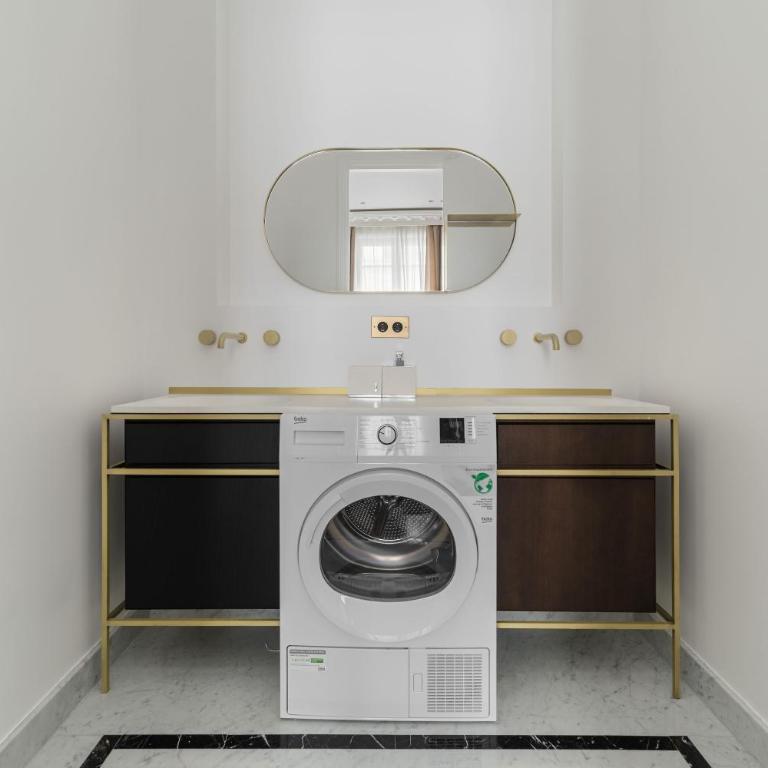 My Paris Apartments - Marbeuf - Two-Bedroom Apartment - 20