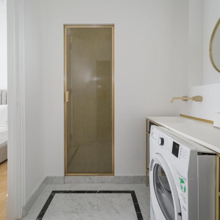 My Paris Apartments - Marbeuf - Two-Bedroom Apartment - 29