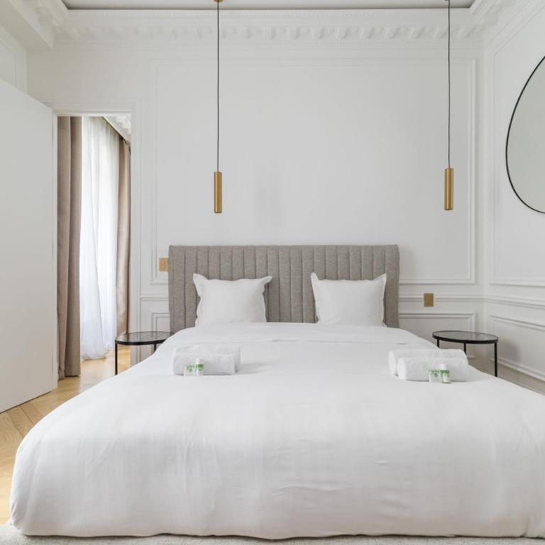 My Paris Apartments - Marbeuf - Two-Bedroom Apartment - 12