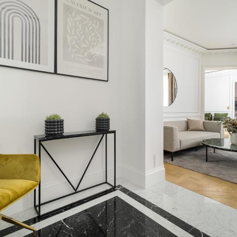 My Paris Apartments - Marbeuf - Two-Bedroom Apartment - 13