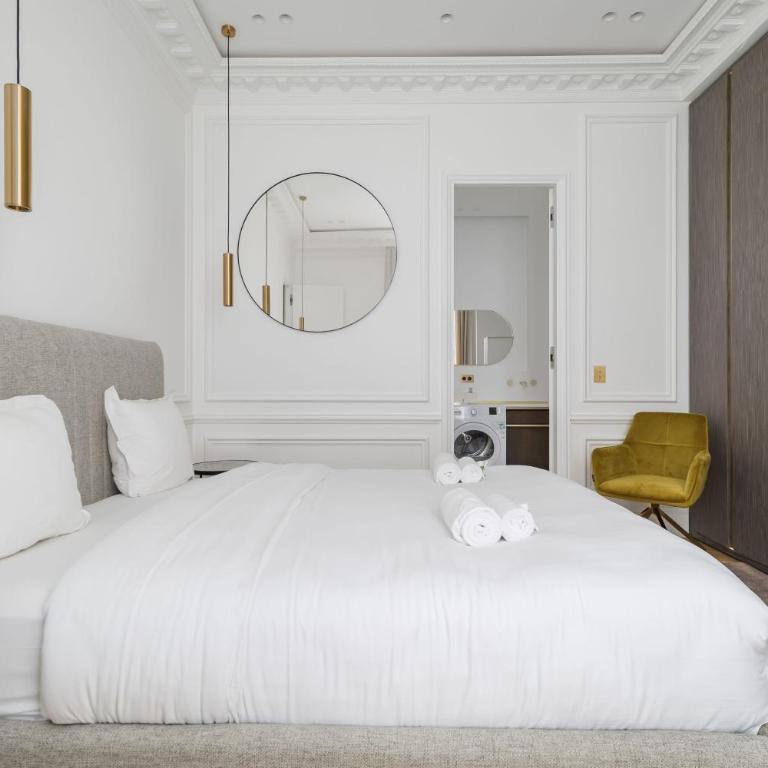 My Paris Apartments - Marbeuf - Two-Bedroom Apartment - 14