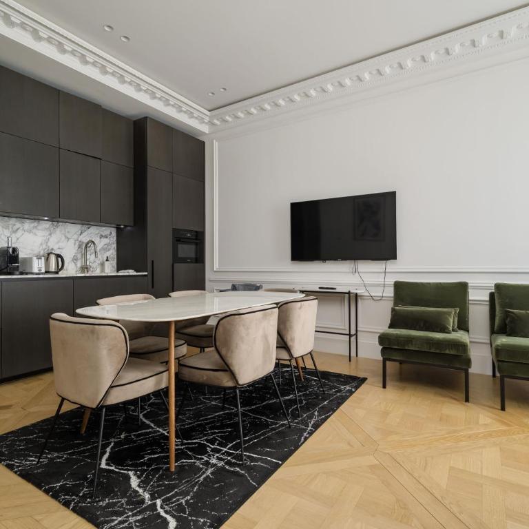 My Paris Apartments - Marbeuf - Two-Bedroom Apartment - 18