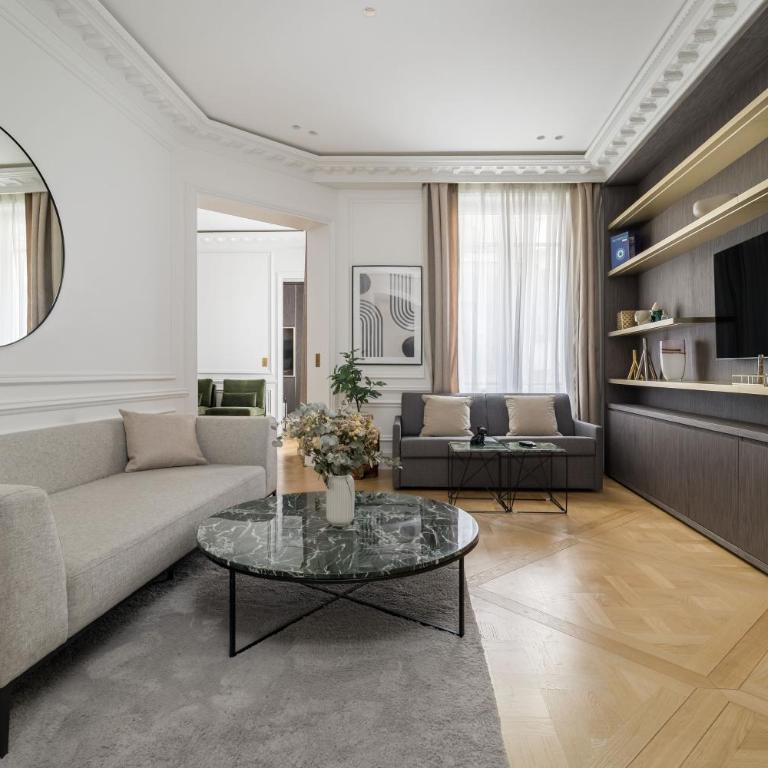 My Paris Apartments - Marbeuf - Two-Bedroom Apartment - 5