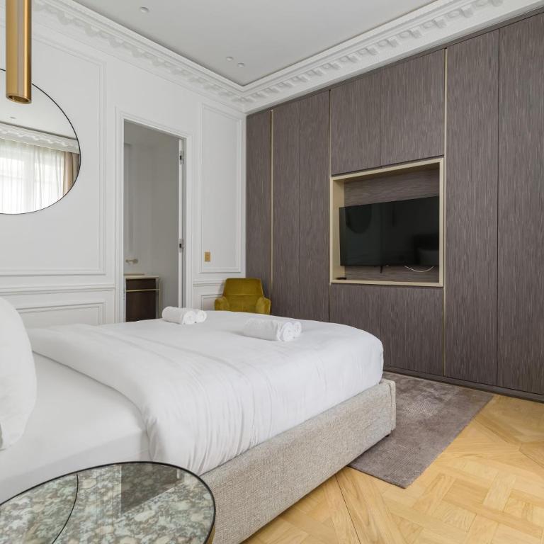 My Paris Apartments - Marbeuf - Two-Bedroom Apartment - 7