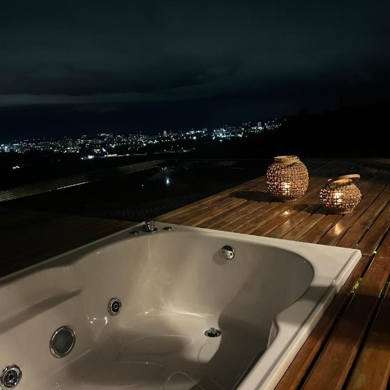 Glamping Santuario Quindio - Habitación Deluxe - 3