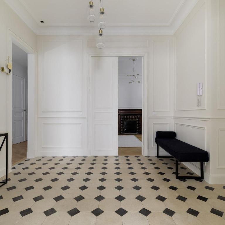 My Paris Apartments - Marbeuf - Four-Bedroom Apartment - 19