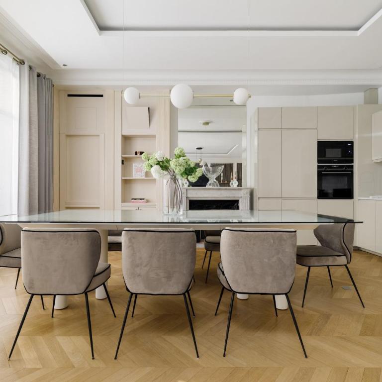 My Paris Apartments - Marbeuf - Four-Bedroom Apartment - 14