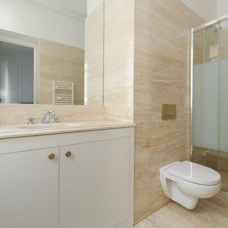 My Paris Apartments - Marbeuf - Four-Bedroom Apartment - 5