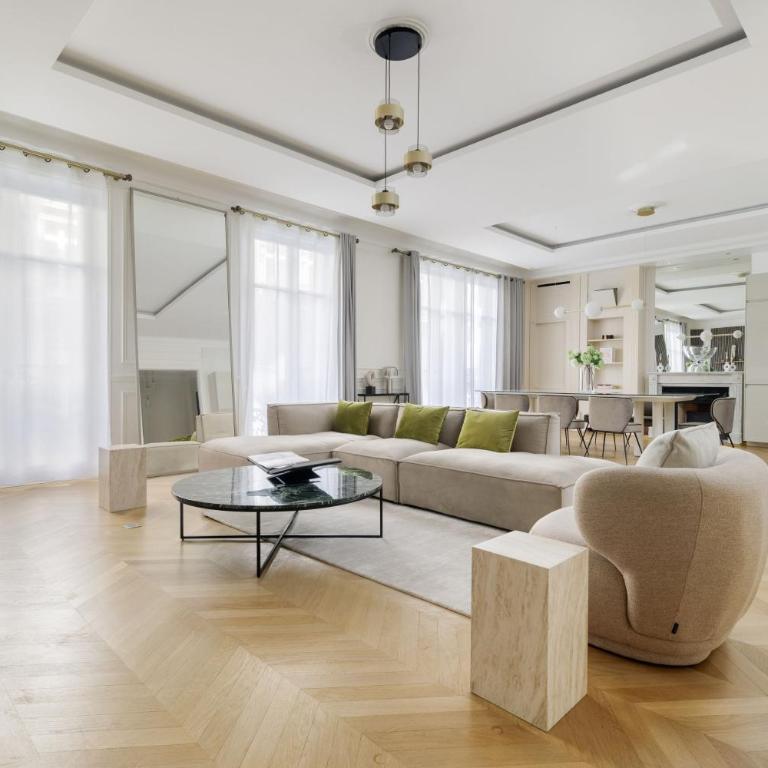My Paris Apartments - Marbeuf - Four-Bedroom Apartment - 2