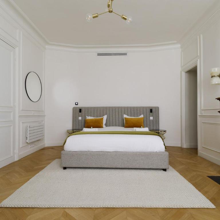 My Paris Apartments - Marbeuf - Four-Bedroom Apartment - 32