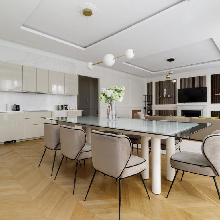 My Paris Apartments - Marbeuf - Four-Bedroom Apartment - 37