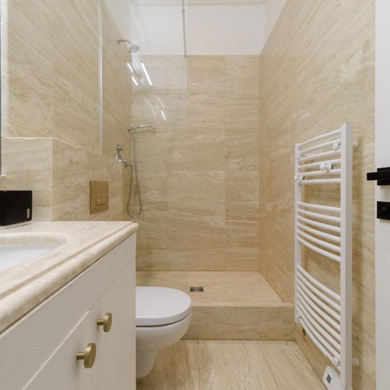 My Paris Apartments - Marbeuf - Four-Bedroom Apartment - 40