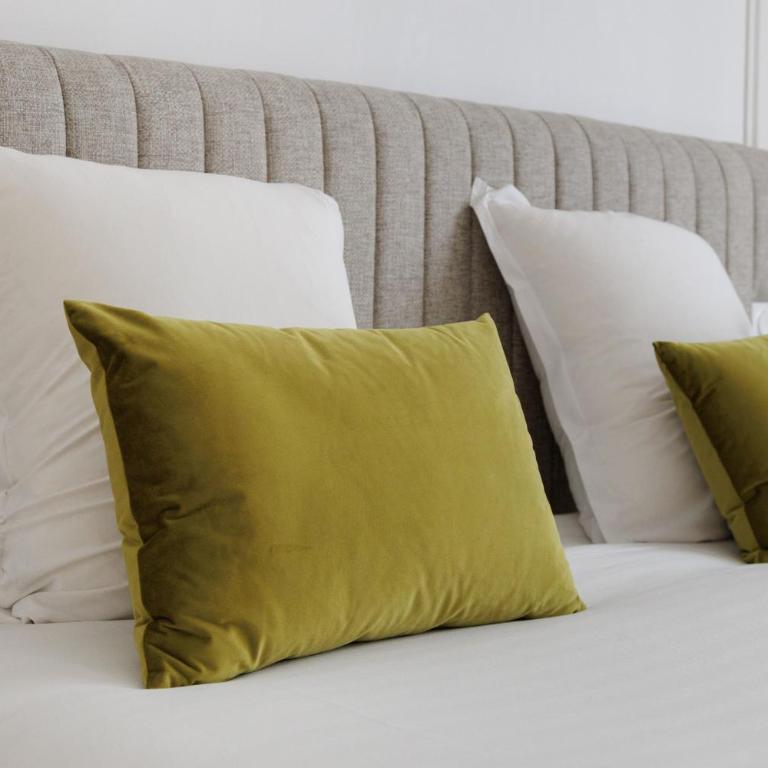 My Paris Apartments - Marbeuf - Four-Bedroom Apartment - 56