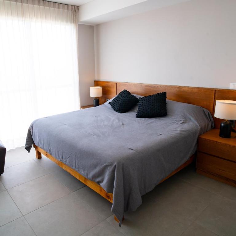 Signature Lux Condo US Consulate & The Harbor Mall - Three-Bedroom Apartment - 22