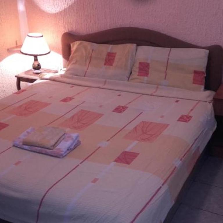 Guest House Dragomir - Dvokrevetna Soba sa Bračnim Krevetom - 2