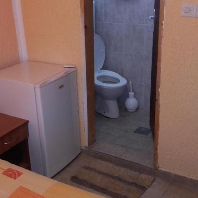 Guest House Dragomir - Dvokrevetna Soba sa Bračnim Krevetom - 1