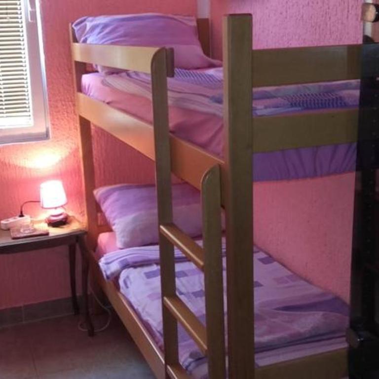 Guest House Dragomir - Niskobudžetna Dvokrevetna Soba sa Zasebnim Krevetima - 3
