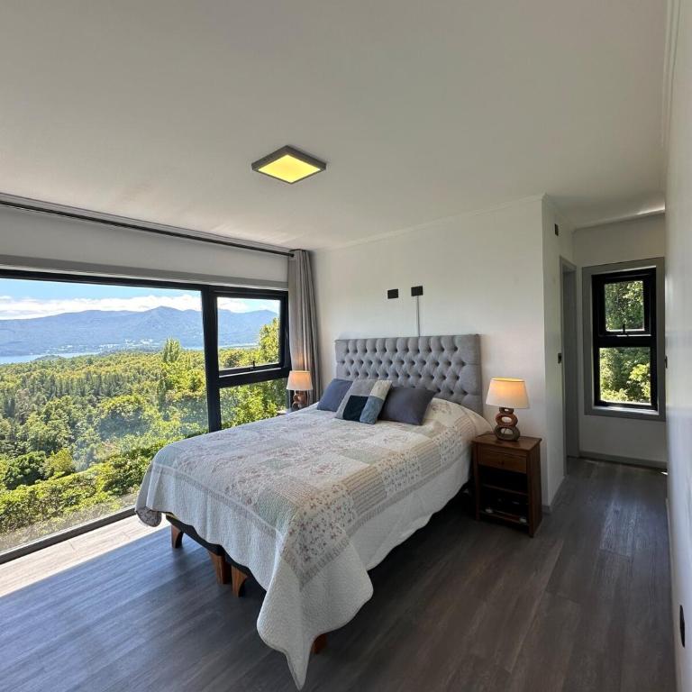 Monolito, Pucón - Vista la lago y spa - Two-Bedroom House - 4