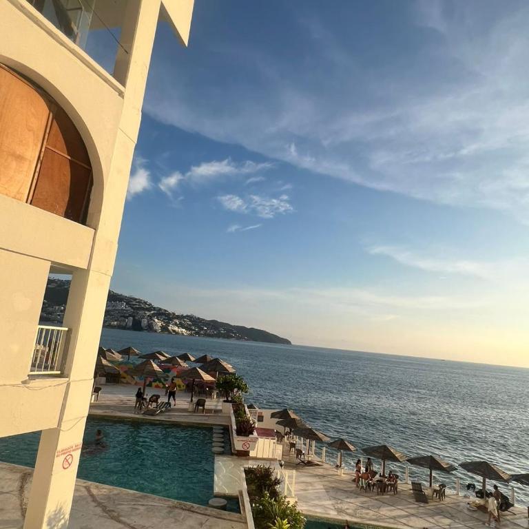 Suite con acceso a playa y vista espectacular - Apartamento con vistas al mar - 14