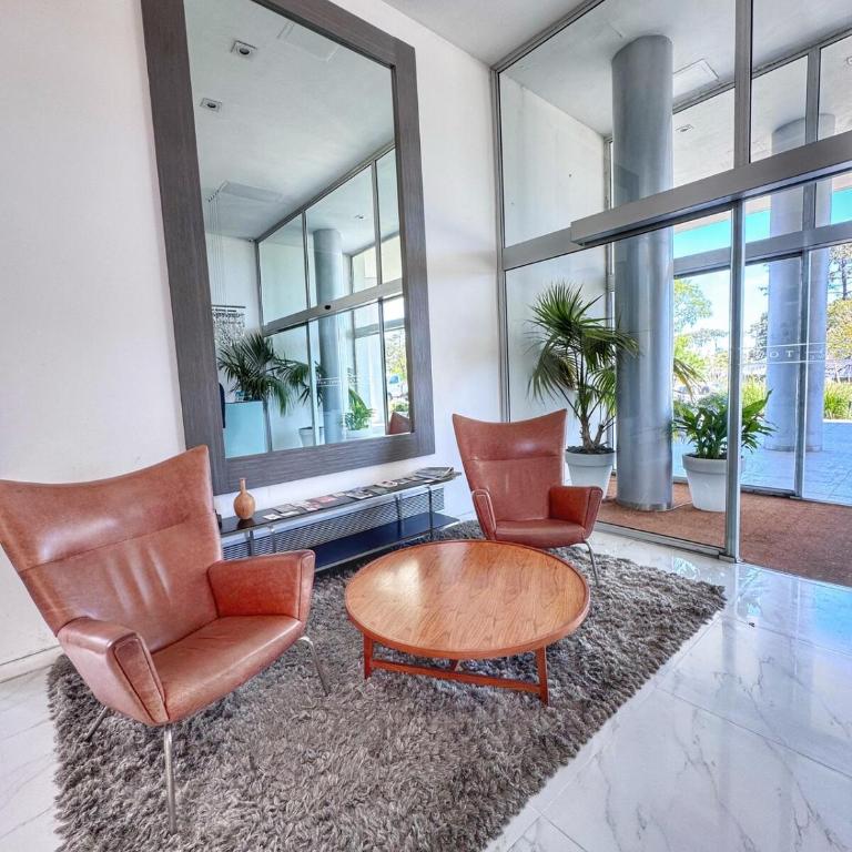 Torre Bellagio - Piso 17 - Full Amenities - 4 Pax - Piscina Climatizada - One-Bedroom Apartment - 53