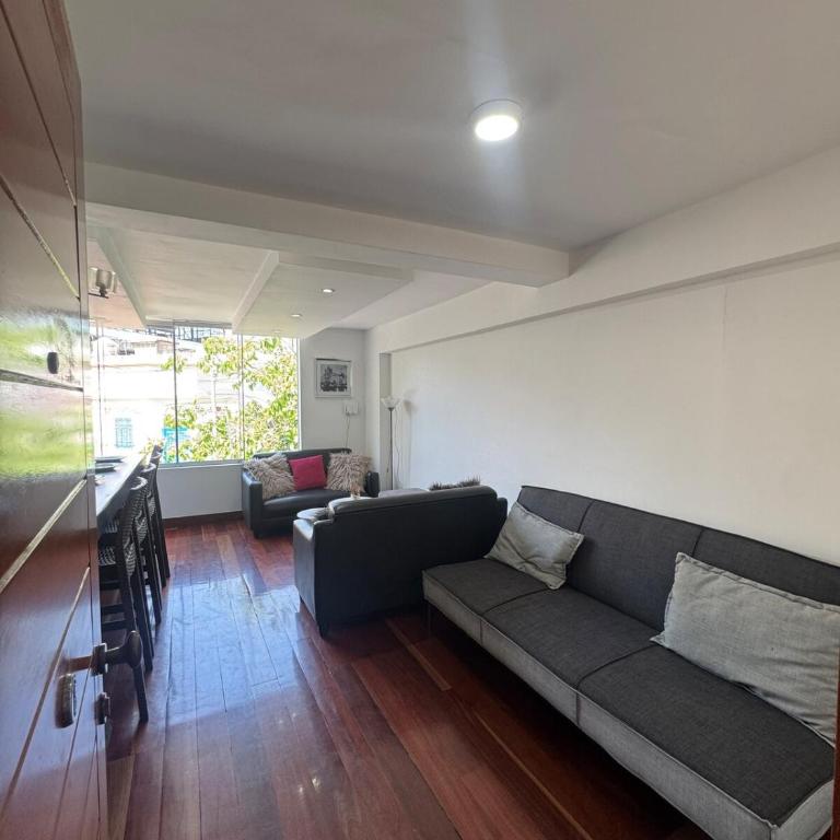 Centrally located and comfortable duplex in Miraflores - Libertad1BR - Apartamento de 1 dormitorio - 2